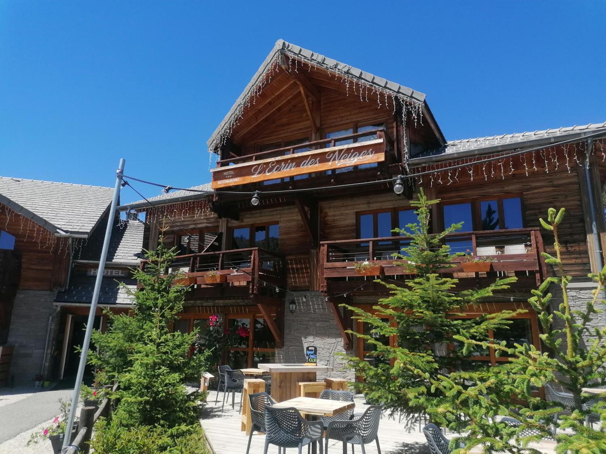 Sunweb Hotel L'Ecrin Des Neiges La Joue du Loup Esterno foto